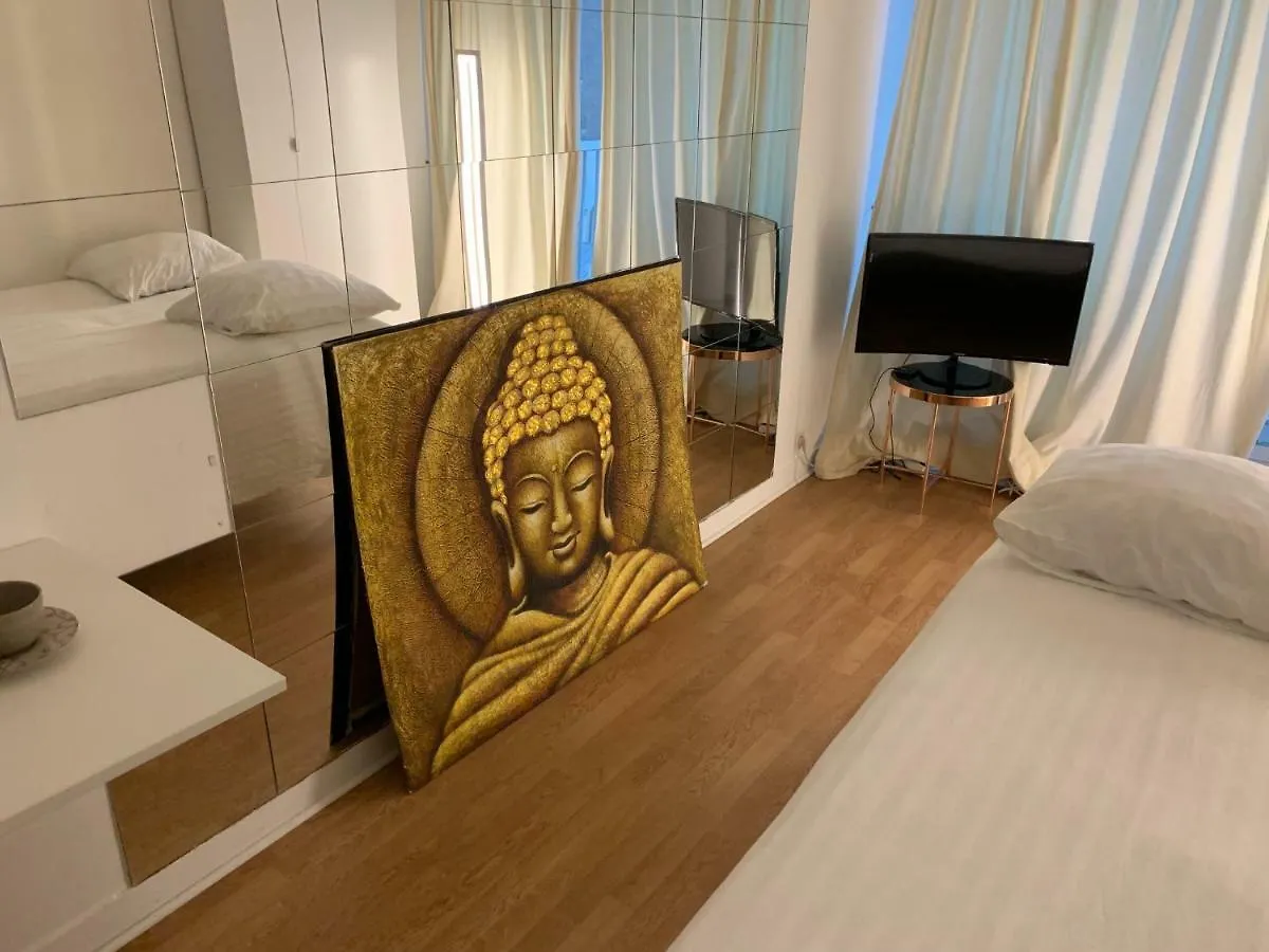 Apartment Rue De La Pompe Paris France